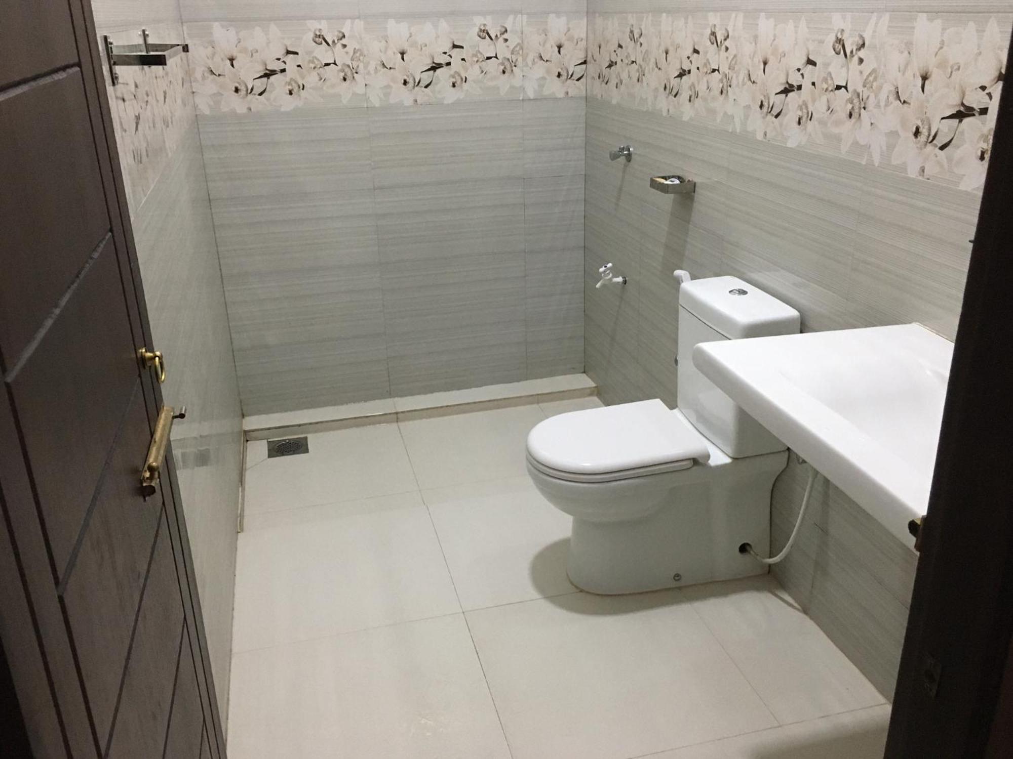 Bosadi Homestay Katunayaka Ngoại thất bức ảnh