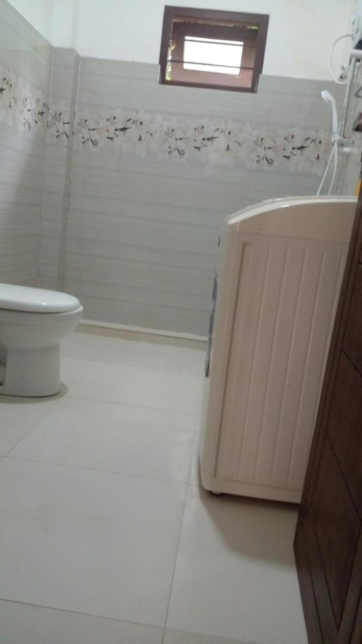 Bosadi Homestay Katunayaka Ngoại thất bức ảnh
